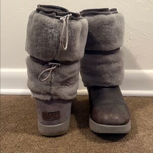 UGG Boots with the fur! Warm, waterproof, snow boots
